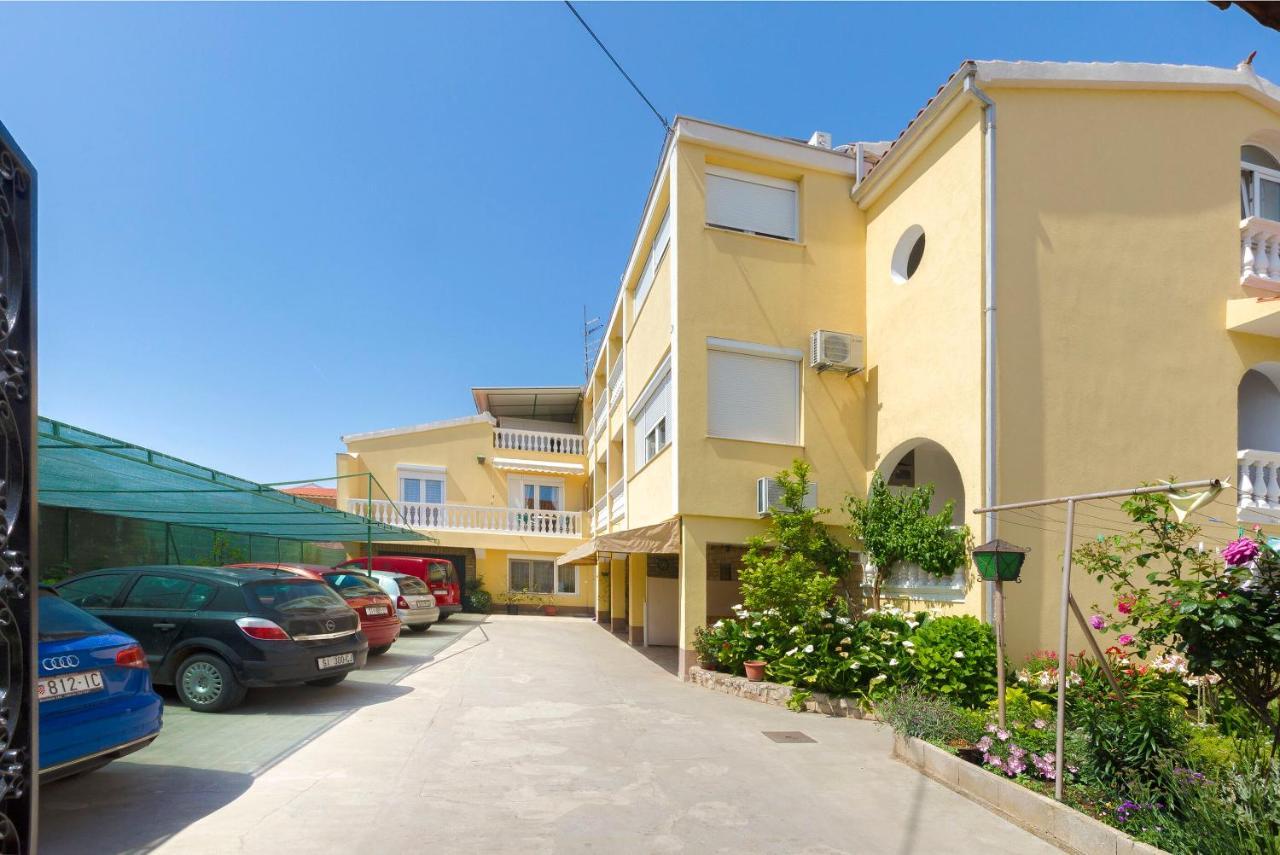 Apartments And Room Lotus Tribunj  Exterior photo